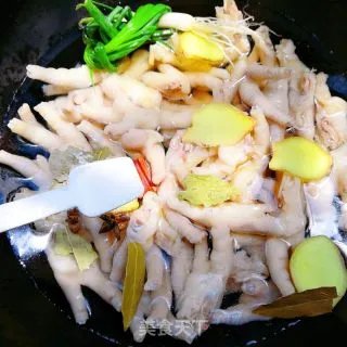 泡椒凤爪