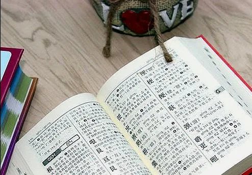 轰隆隆相近的词有哪些?