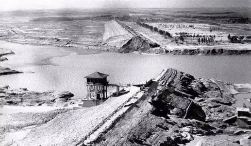 河南板桥水库溃坝为什么要隐瞒