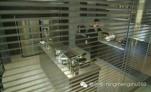 【来自星星的你 带你参观外星人都教授的奢华家居】