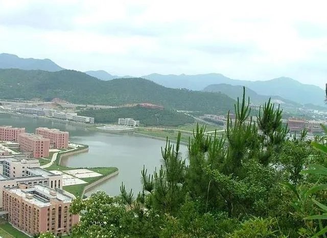 泉州仰恩大学的学校简介是怎样的？