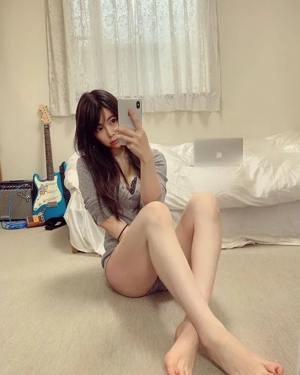 日本健身辣妹涉谷由里:身材火辣运动照叫人脸红心跳!