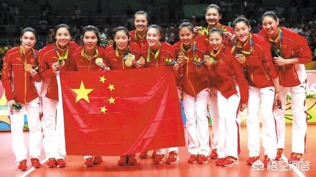为什么国人比较喜欢看女排比赛,而对男排偏冷?