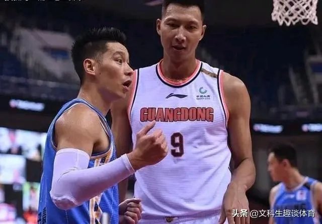 想红想疯了!那个发文鼓励首钢队员废掉阿联的记者是什么来历?