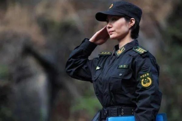 十部优秀的军事题材电视剧 士兵突击 亮剑上榜