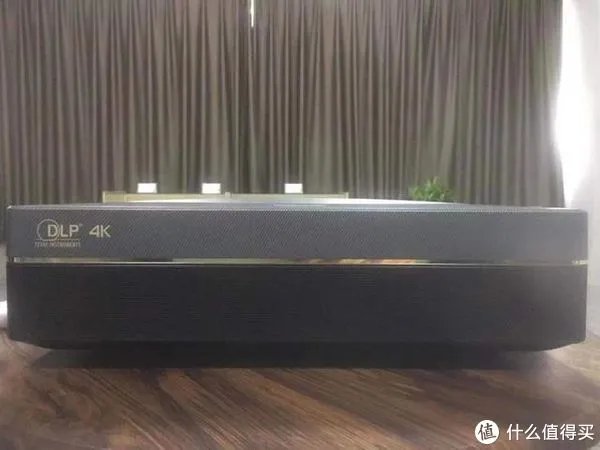 长虹激光电视