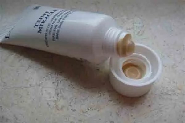粉底液哪个牌子好?求推荐