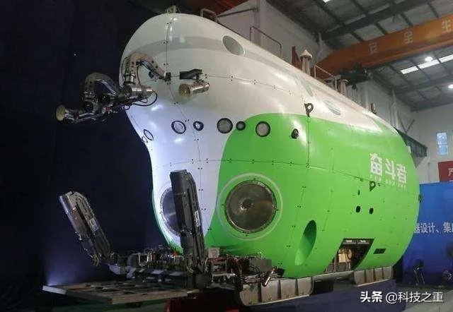 “奋斗号”凭什么它能“一口气”下潜到海底10000多米?