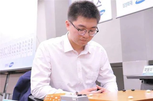 围棋目前谁厉害?