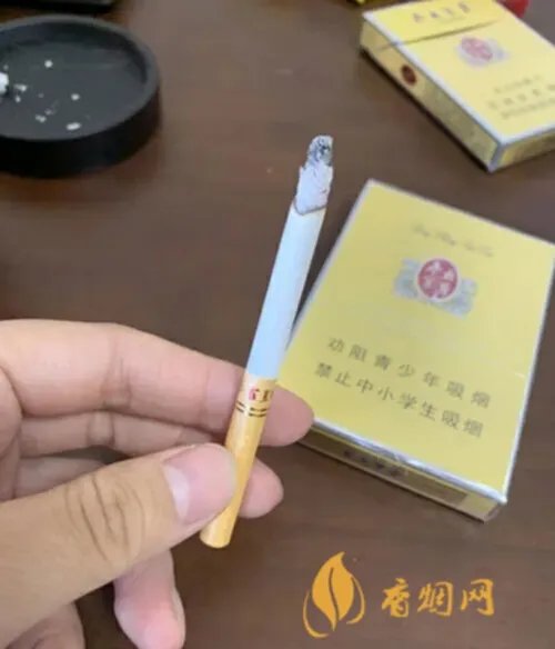 冬虫夏草双中支烟多少一包 冬虫夏草双中支香烟价格查询