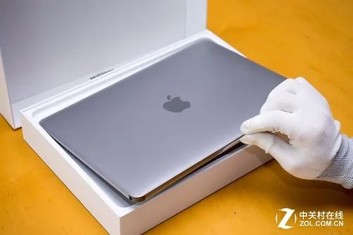 真实体验式评测 用新MacBook办公的一天