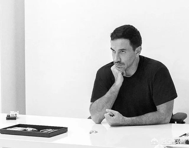 Burberry的新创意总监Riccardo Tisci是什么来头?