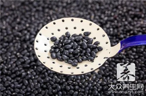 醋泡黑豆有什么功效？