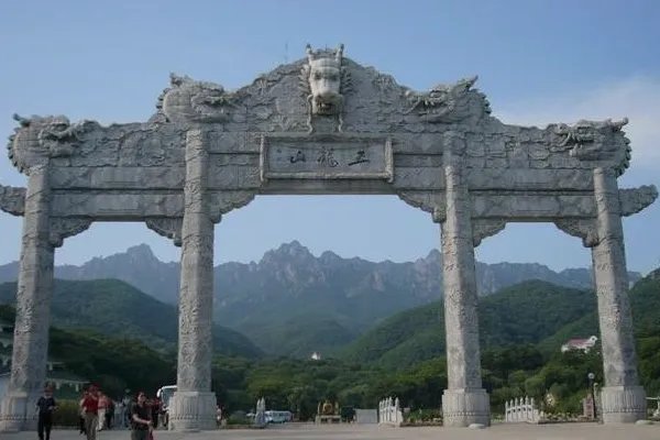 求丹东旅游景点排名,哪些比较推荐?