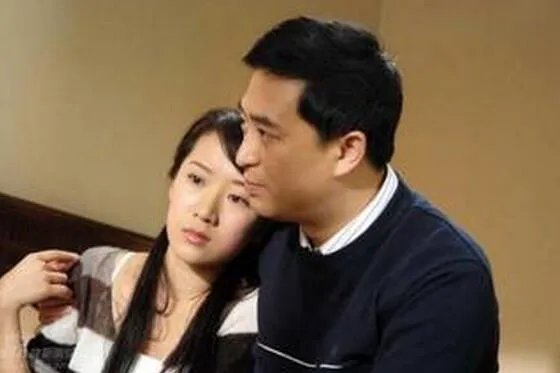 张嘉译老婆个人资料简介 王海燕塑造了哪些角色?
