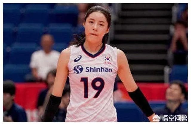 魏秋月和木村纱织,谁才是亚洲排坛的第一美女呢?你怎么看?