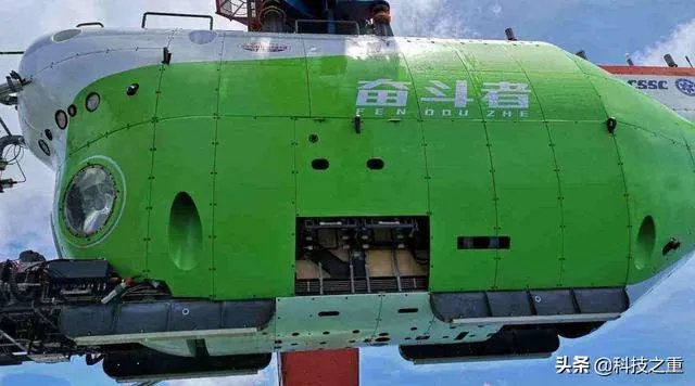 “奋斗号”凭什么它能“一口气”下潜到海底10000多米?