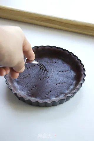 【红茶白巧克力慕斯派】