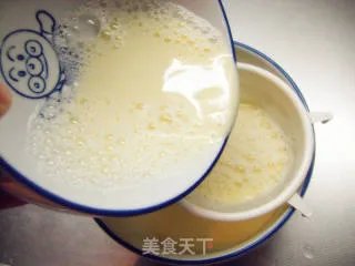 牛奶炖蛋