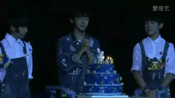 TFBOYS照片(100张)！