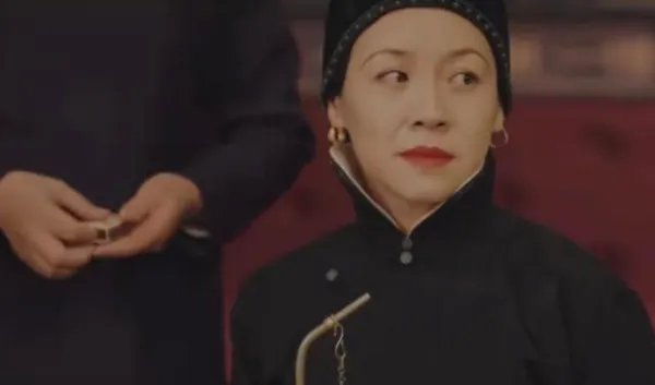 《传家》中,钟灵的亲妈是书寓先生,这一职务在民国为何会令人不齿?