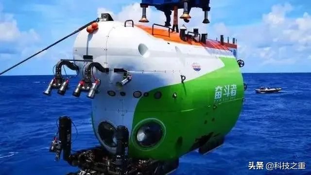 “奋斗号”凭什么它能“一口气”下潜到海底10000多米?