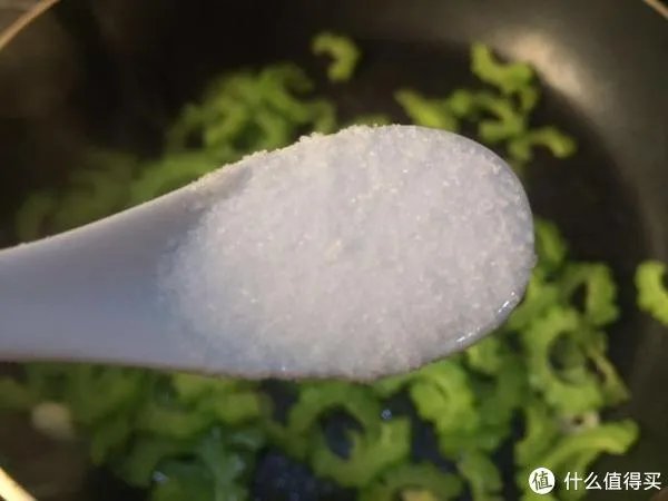 苦瓜怎么做既好吃又不苦,你了解吗?试一试这4个小诀窍吧