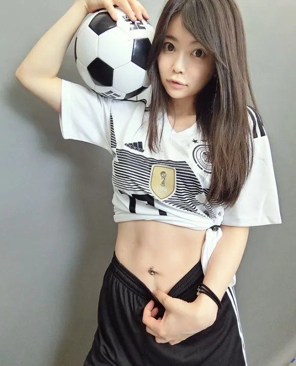 日本健身辣妹涉谷由里:身材火辣运动照叫人脸红心跳!