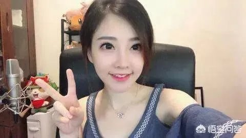 你觉得冯提莫是目前最火的主播吗?