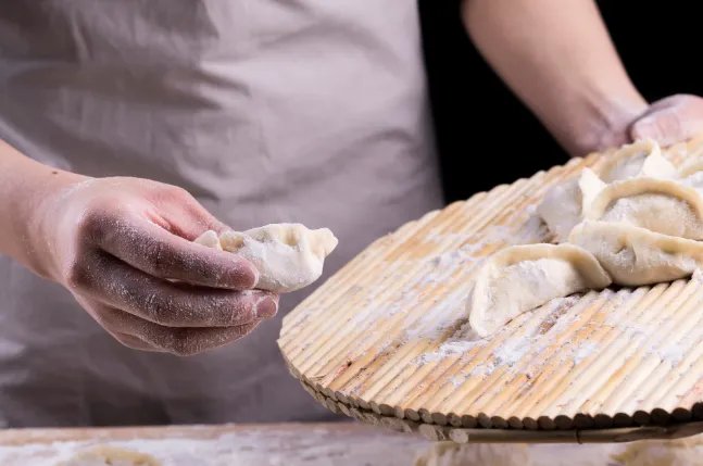 冬至吃饺子的来历 冬至北方吃饺子的由来