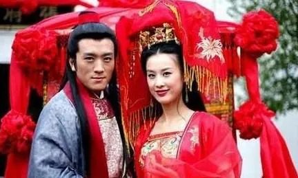 黄圣依二胎产子是怎么回事?