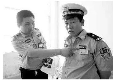 墨西哥一警局为何遭突击检查?