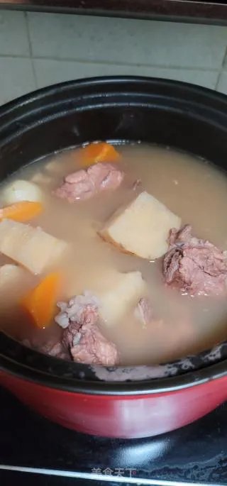 粉葛猪骨汤