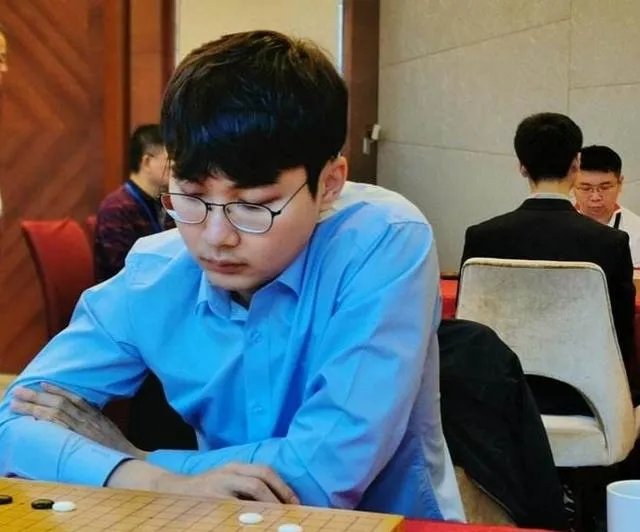 围棋目前谁厉害?