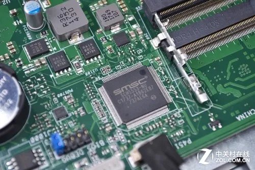 双硬盘双内存 戴尔灵越24-3477拆机图赏