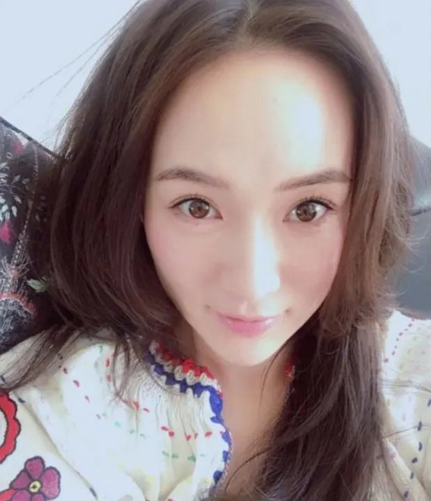 杜江是如何为霍思燕庆生的?