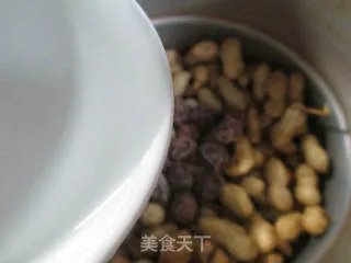 话梅花生