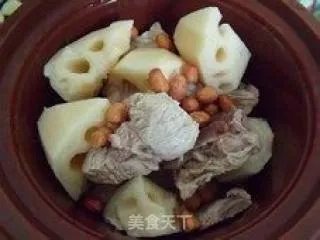 莲藕排骨汤