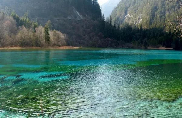 九寨沟遭遇地震后重新开放了,九寨天堂现在变成什么样了?