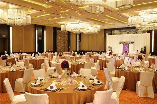 上海办婚礼酒店哪家好 上海办婚礼一桌多少钱