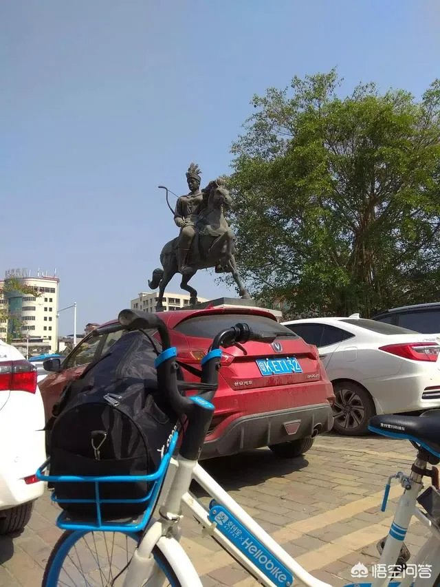 在河内能买到越南的中国文字的地图吗？