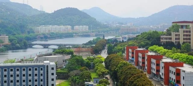 泉州仰恩大学的学校简介是怎样的？