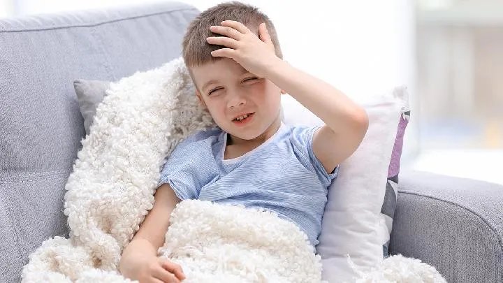小儿鼻炎的症状主要表现在哪里