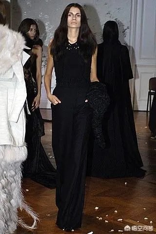 Burberry的新创意总监Riccardo Tisci是什么来头?