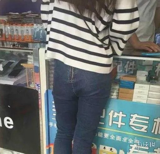现在的JK校服这么性感?囧图妹子你拍照时候走光了