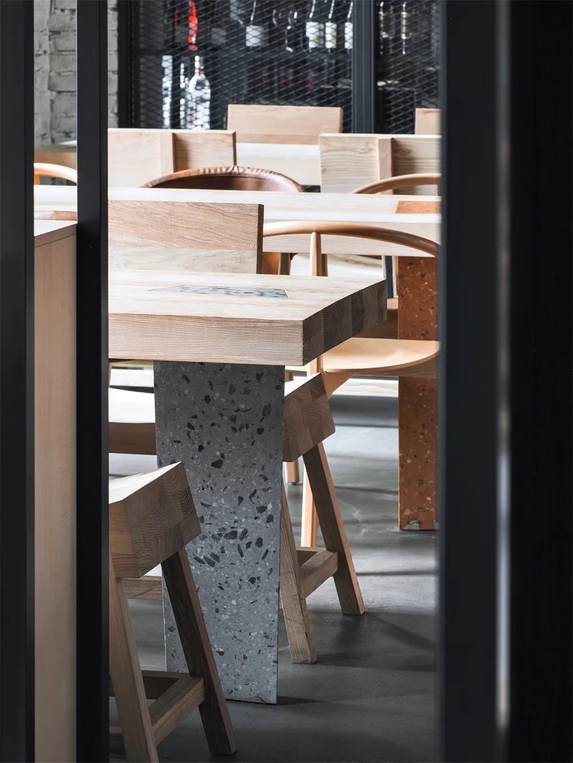 俄罗斯Lodbrok现代北欧餐厅 | DA. bureau