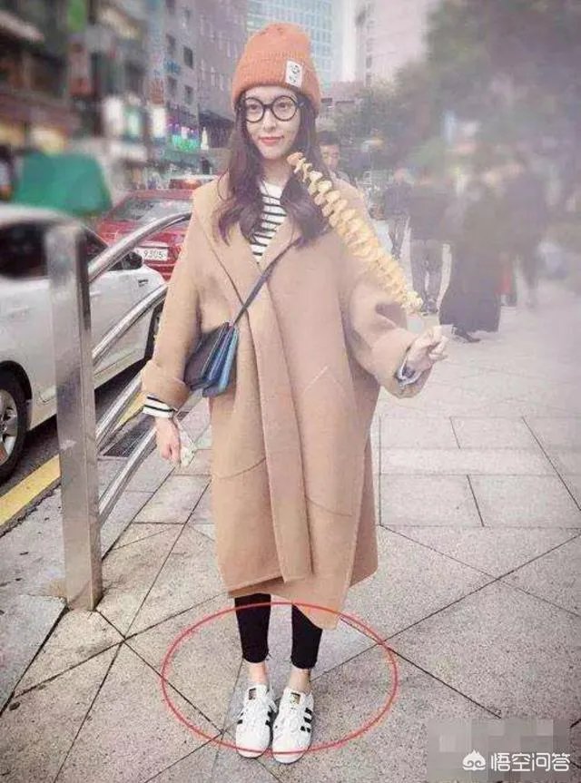 对于学校要求严查学生露脚踝,你怎么看?