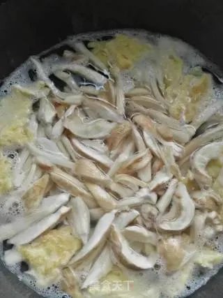 鸡枞菌汤