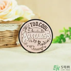 too cool for school是什么牌子?什么档次?