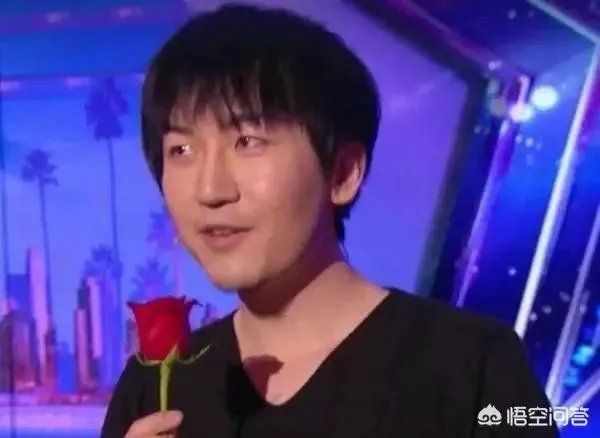 今晚周杰伦的魔术虽然全是高科技,但是有个很大的破绽大家看出来了吗?